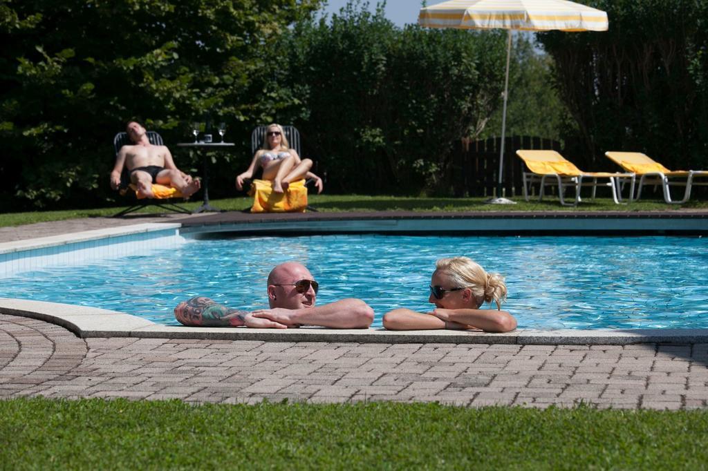 Hotel Weingut Rebenhof Moarhäuser Ratsch an der Weinstraße Exterior foto