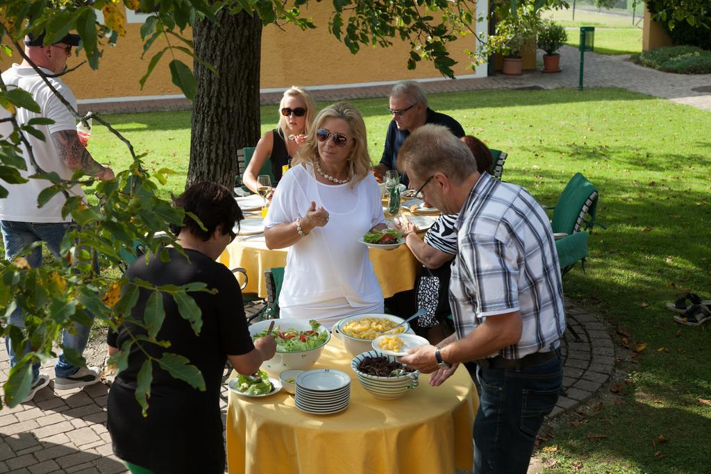 Hotel Weingut Rebenhof Moarhäuser Ratsch an der Weinstraße Exterior foto