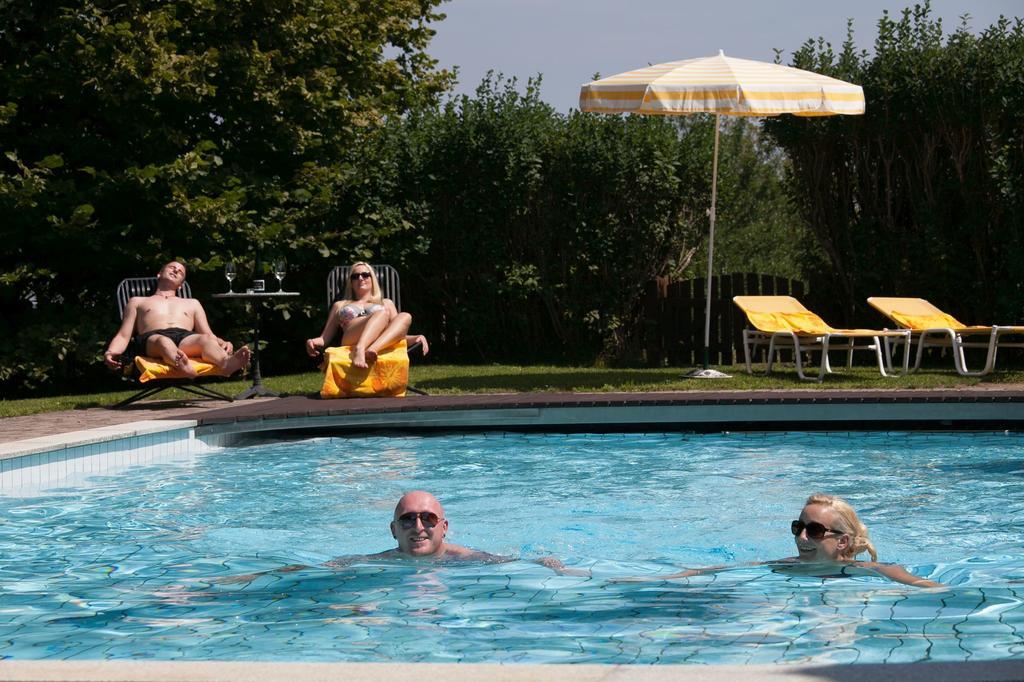 Hotel Weingut Rebenhof Moarhäuser Ratsch an der Weinstraße Exterior foto